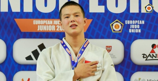 Кыргызстанцы открывают выступление на чемпионате Азии по дзюдо в Ордосе