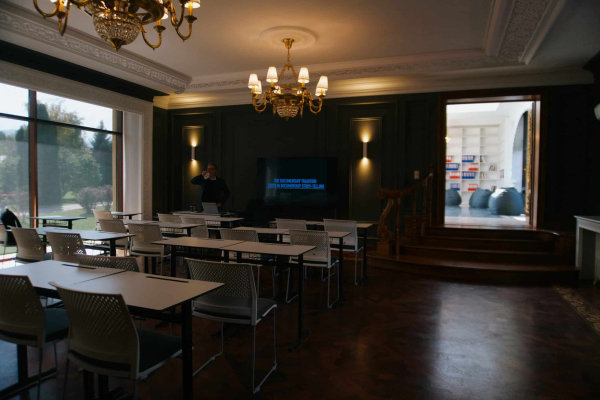 Кто мог подарить роскошный особняк филиалу New York Film Academy в РК