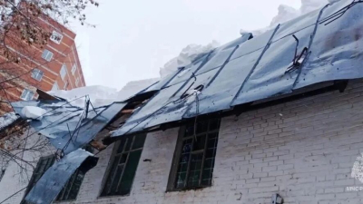 Под завалами рухнувшей крыши бывшей бани на Товарищеской никого не оказалось 28/02/2026 &ndash; Новости