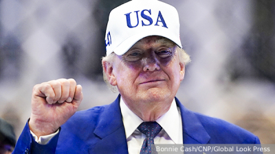 Трамп удерживал руку Брижит Макрон 13 секунд на саммите G7