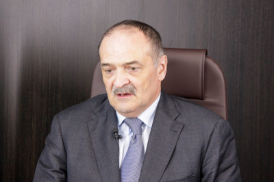 Об убогости советов рассказал глава Дагестана Меликов