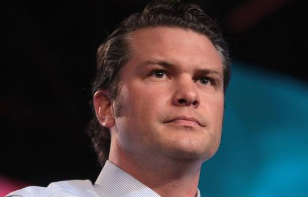 Папа Римский не согласился с шефом Пентагона, что солдаты США ведут борьбу во имя Христа