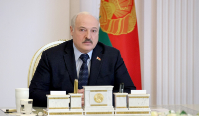 Лукашенко: Белоруссия не будет вести войны против Польши и Литвы