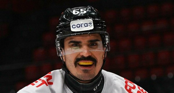 Дубль Наиля Якупова помог &laquo;Авангарду&raquo; разгромить &laquo;Адмирал&raquo;