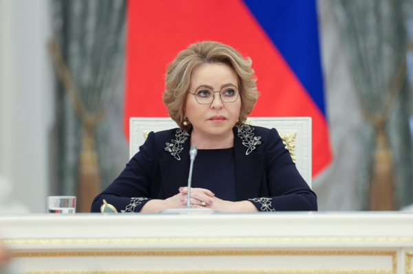 Матвиенко заявила, что государство не вправе лишать женщин права на аборт