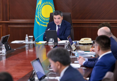 Трудоустроить больше молодежи поручил министрам и акимам премьер-министр РК