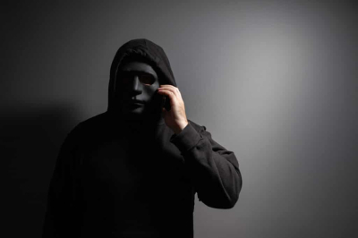 В Алматы россиянин занимался телефонным мошенничеством