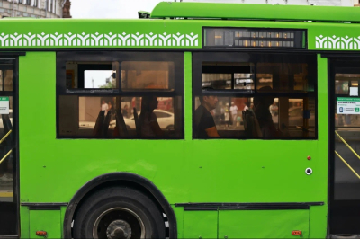 На Танковом кольце в Казани встали троллейбусы из-за повреждения контактной сети