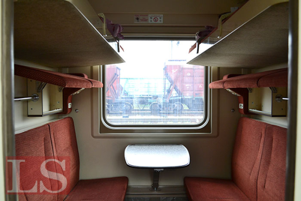 Просто космос: в поездах заработал интернет от Илона Маска