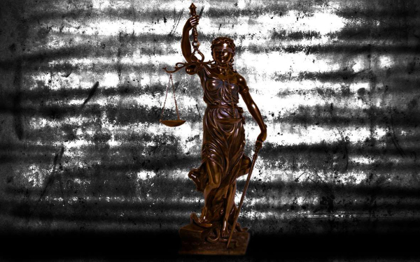 На 8 млн тенге обманула мошенница родителей юных моделей в Костанае