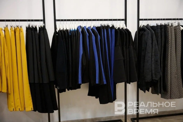 Ретейлеры сокращают число магазинов в России