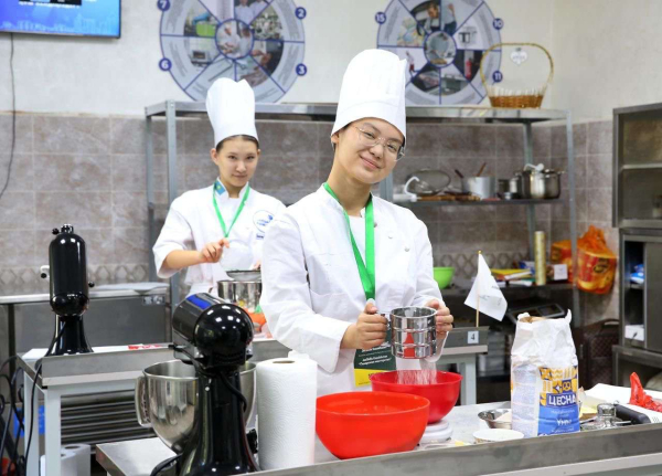 Школьники &laquo;примерили&raquo; будущие профессии