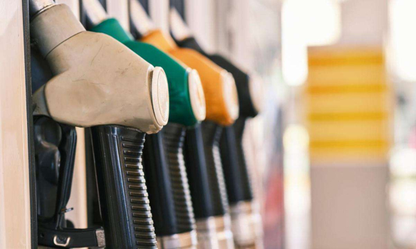 Цены на ГСМ зафиксированы на уровне 16 октября для сетей АЗС