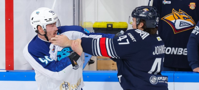 Крупным разгромом закончился матч магнитогорского "Металлурга" с астанинским "Барысом"