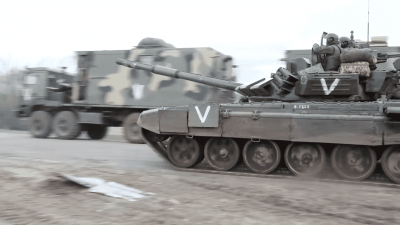 На российские танки начали устанавливать новую защиту от дронов &laquo;Ёж&raquo;