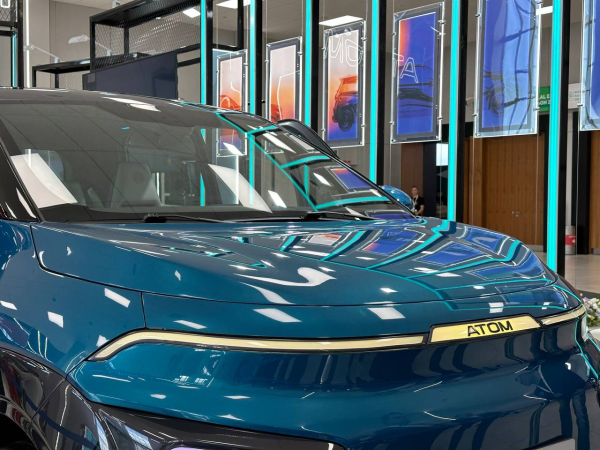В Татарстане презентовали отечественный электрокар &laquo;Атом&raquo;