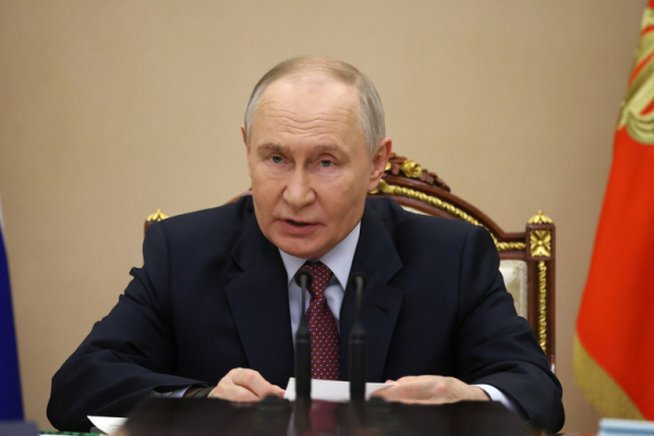 Путин поручил перенять опыт Курской области по оценке ущерба от атак БПЛА