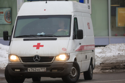 В Подмосковье учитель толкнул школьника в снег и сломал ему руку