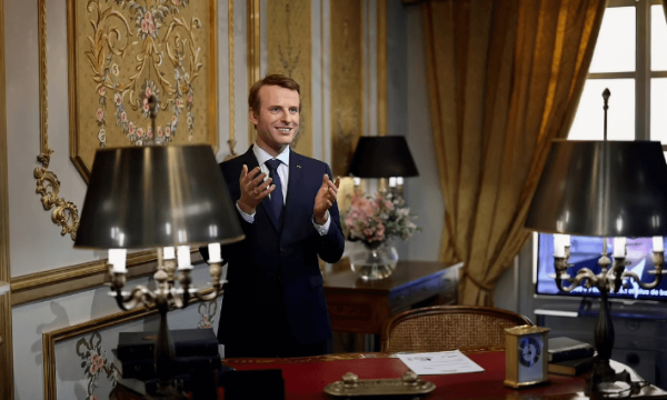 Президент Франции написал пост на казахском языке