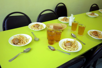 Больше овощей-фруктов и меньше соли и сахара будет в новом школьном меню