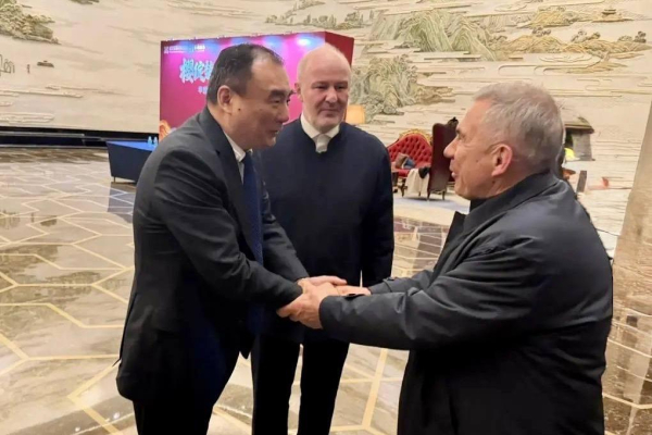 Минниханов в Ухане обсудил сотрудничество с главами CNCEC и Wuhuan Engineering