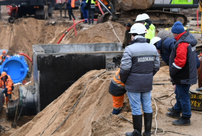 В Казани произошла авария на 50-летнем коллекторе на Шатурской