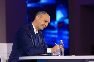 Пресс-секретарь свердловского губернатора подала в отставку