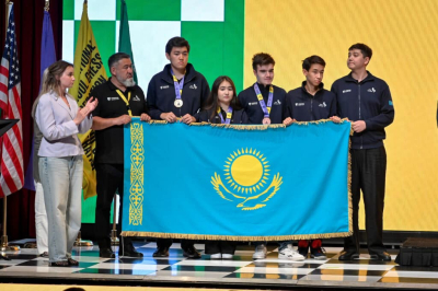 Казахстанские школьники завоевали серебро на ЧМ по шахматам в США