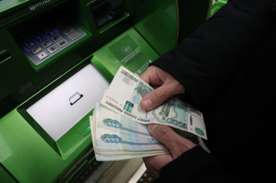 Стало известно, при какой сумме долга могут запретить выезд из России