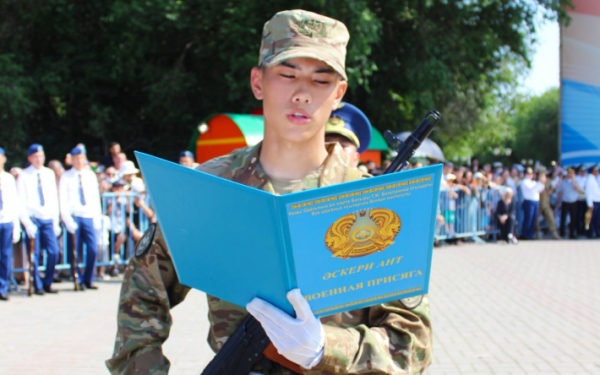 Вместо повестки в армию пришло SMS-сообщение. Это законно?