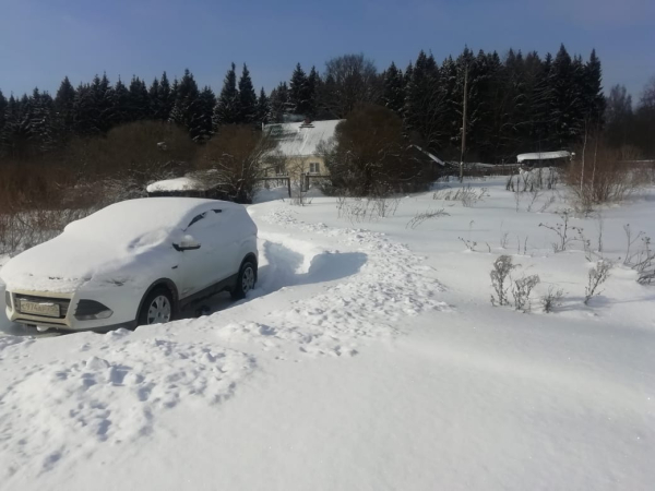 Автоэксперт Касьяненко: неочищенный от снега автомобиль быстрее ржавеет