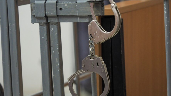 Не рассказывала, потому что боялась: отчим почти десять лет насиловал падчерицу 28/01/2026 &ndash; Новости