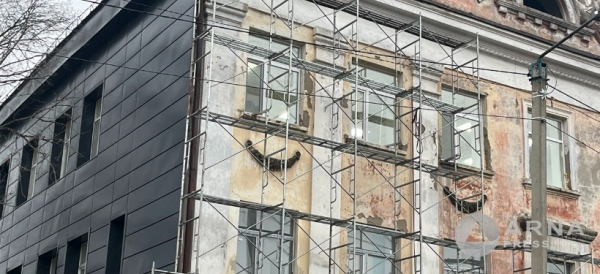 "Это просто обычное здание": на возмущения семейчан по ремонту военкомата ответили в департаменте по делам обороны