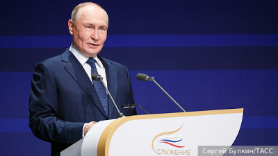 Захарова обвинила Зеленского в следовании логике бандитизма