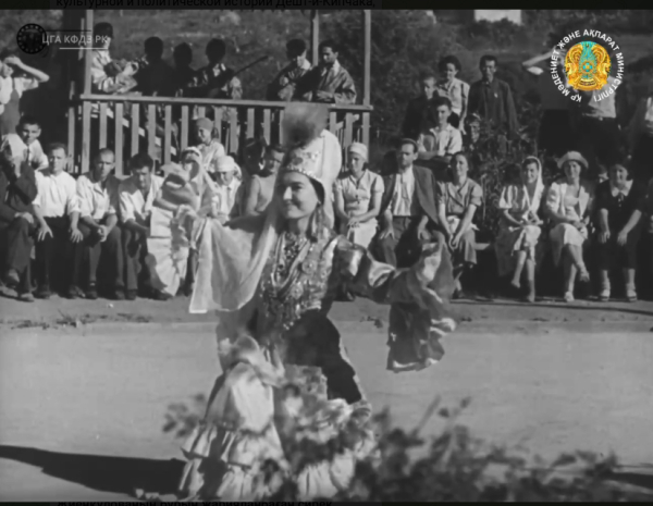 Найдено архивное видео танца Шары Жиенкуловой