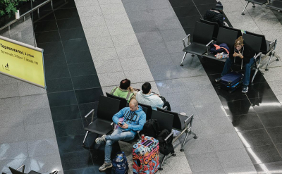 Авиакомпании и аэропорты России сообщили о масштабном сбое. Главное