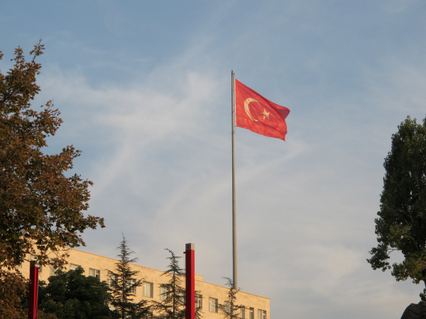 Песков: Кремль обратили внимание на заявления Турции о включении в ядерную гонку